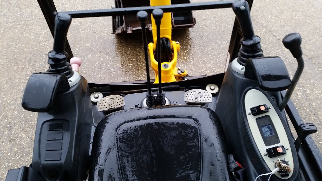 Tallut Machinery, Buy Used Construction Machinery, JCB 801.4 Excavator